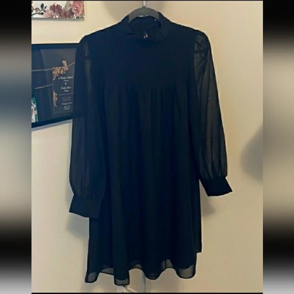 womens dress - Picture 3 of 4